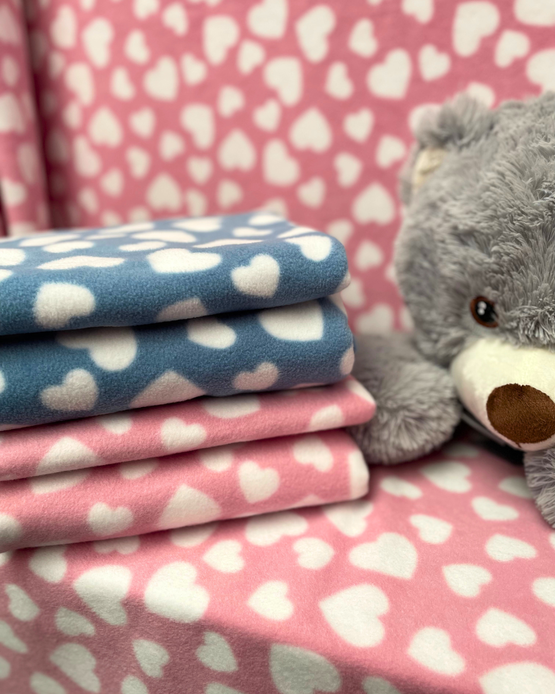 Polar Fleece Printed Anti-Pill Soft Washable Fabric - Hearts SQ750