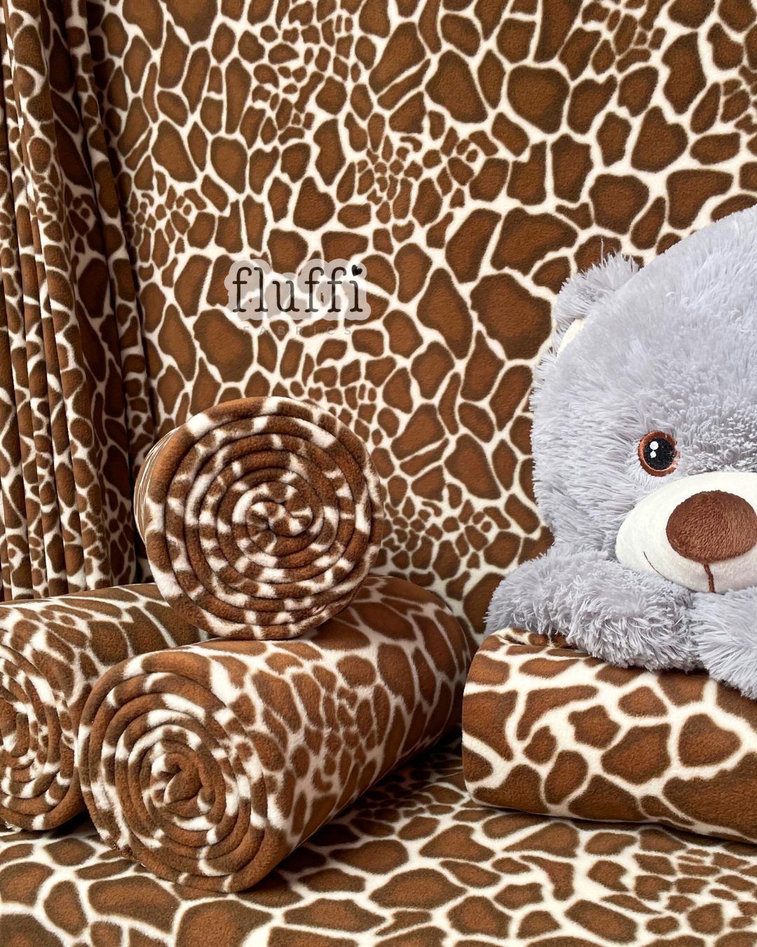 Polar Fleece Printed Anti-Pill Soft Washable Fabric - Giraffe Q1384 BRCRM