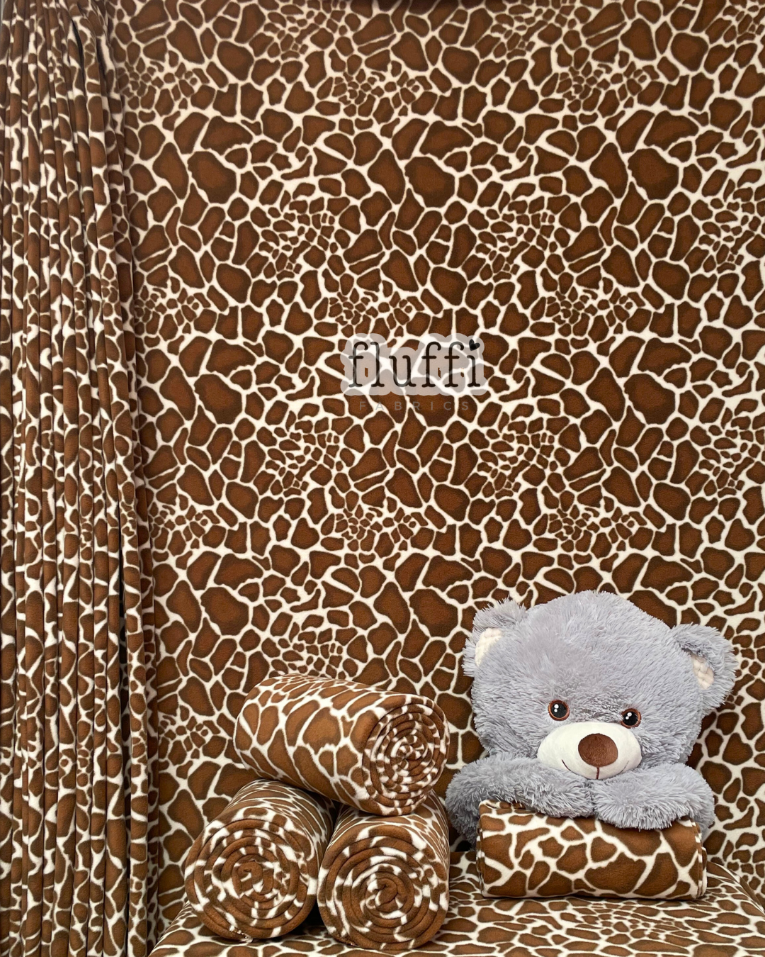 Polar Fleece Printed Anti-Pill Soft Washable Fabric - Giraffe Q1384 BRCRM