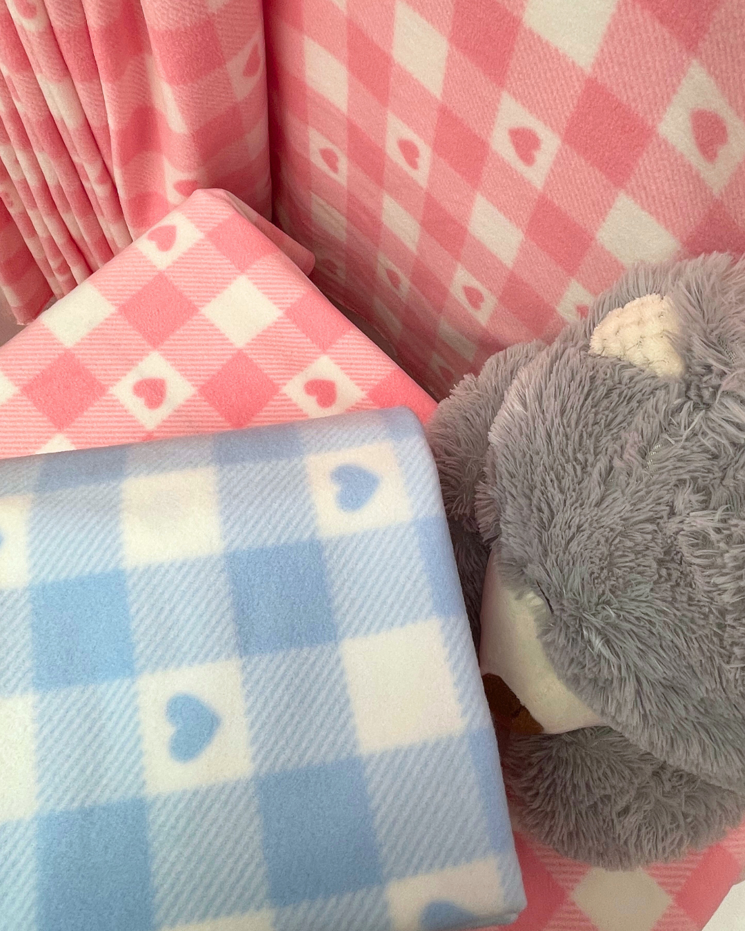 Polar Fleece Printed Anti-Pill Soft Washable Fabric - Patch Hearts